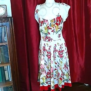 Donating in May 2022, retro 40s or 50s style peasant dress